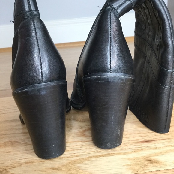 Vintage Zodiac Image Western tall heeled boots - Picture 10 of 14